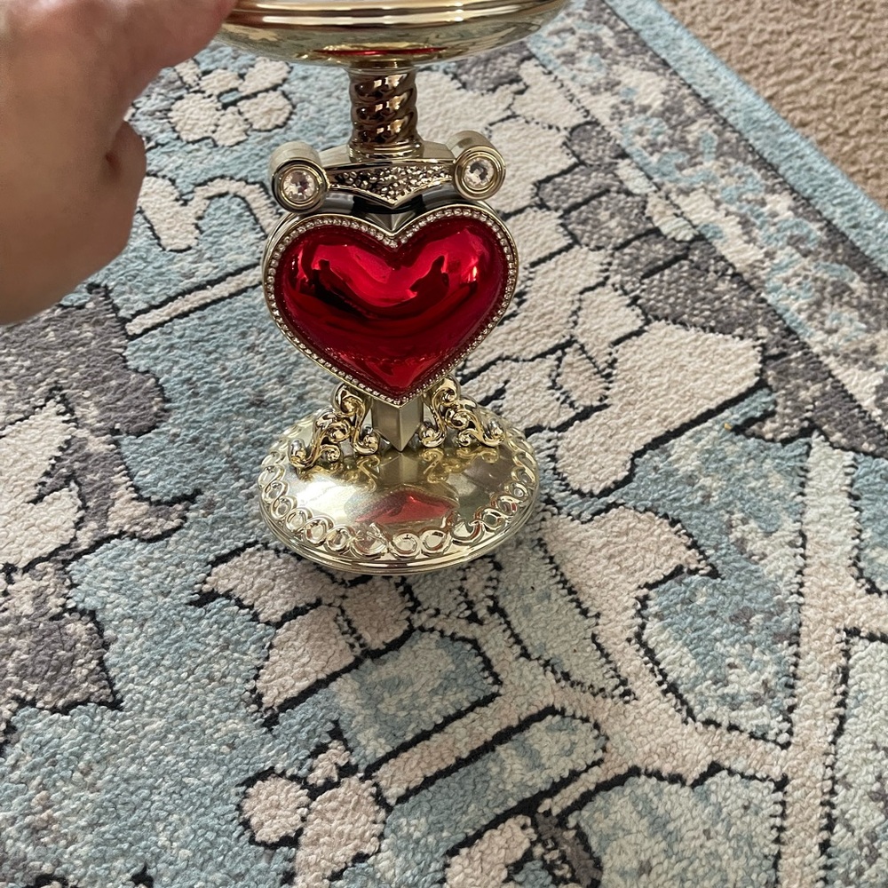 Bath n bodyworks Disney Villains candleholder